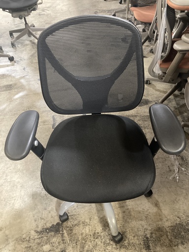 Task Chair - Black Mesh Round Back