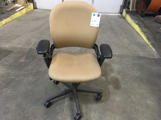 Steelcase Leap Chair (Mustard Yellow)