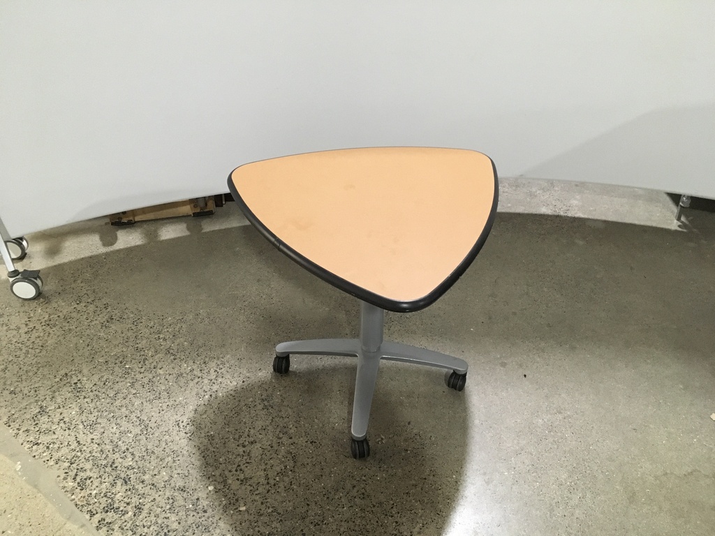“Pick” shaped table on wheels
