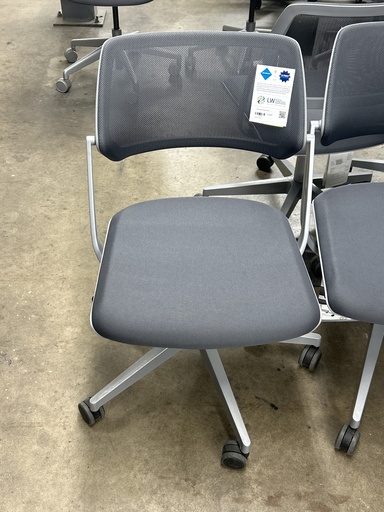 Steelcase QiVi Conference Chair