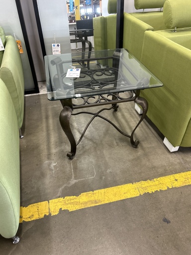30"x30" Glass Top End Table