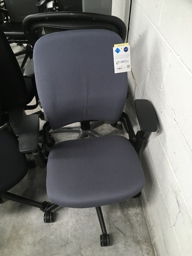 Steelcase Leap Task Chair V2 (Blue/Grey)