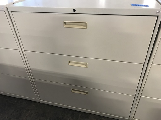 36"- 3 Drawer Lateral- Putty