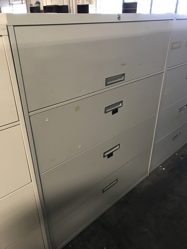 42"4 drawer Lateral putty