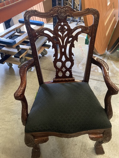Traditional Side Chair
