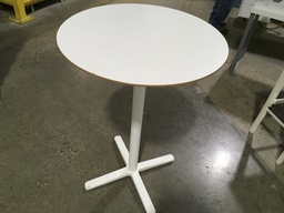 High Top Table (white)