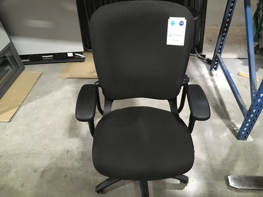 Task Chair (black)