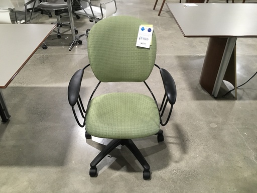 Steelcase Uno Chair (Green)