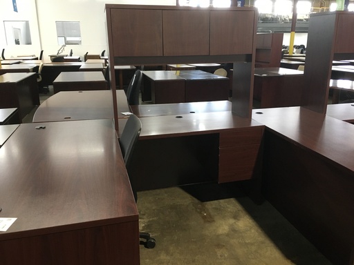 30x66 RH L-Desk w/48"Hutch mahogany